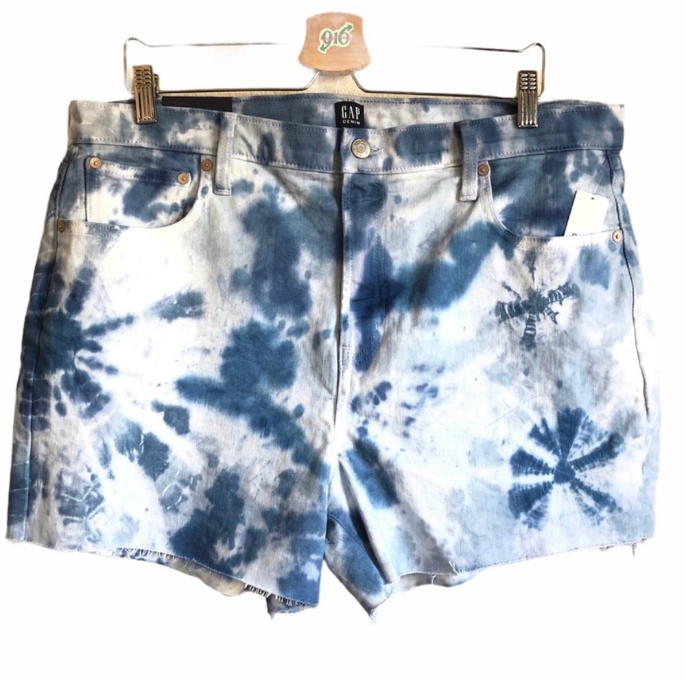 GAP Tie-Dye Denim Shorts - Blue and White